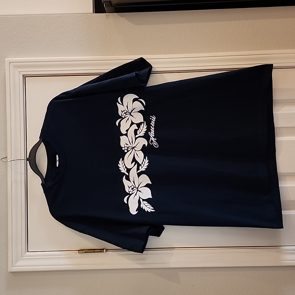 Vintage Y2K Hawaii T-shirt